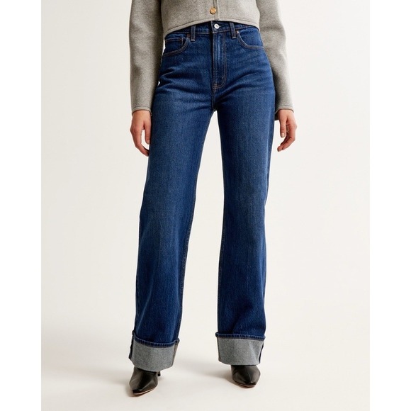 Abercrombie & Fitch Denim - Abercrombie & Fitch 90s Relaxed Fit High Rise‎ Dark Wash Jeans With Cuff / Sz 31